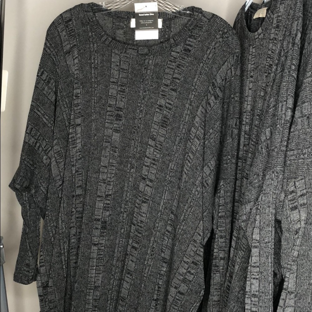 CHARCOAL KNIT TUNIC TOP - Picture 5 of 7
